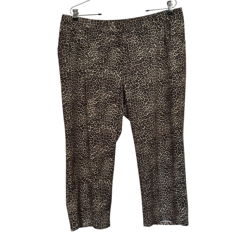Weekends By Chico's Size 2.5 Leopard Animal Print Crop Pants Lightweight Weekend